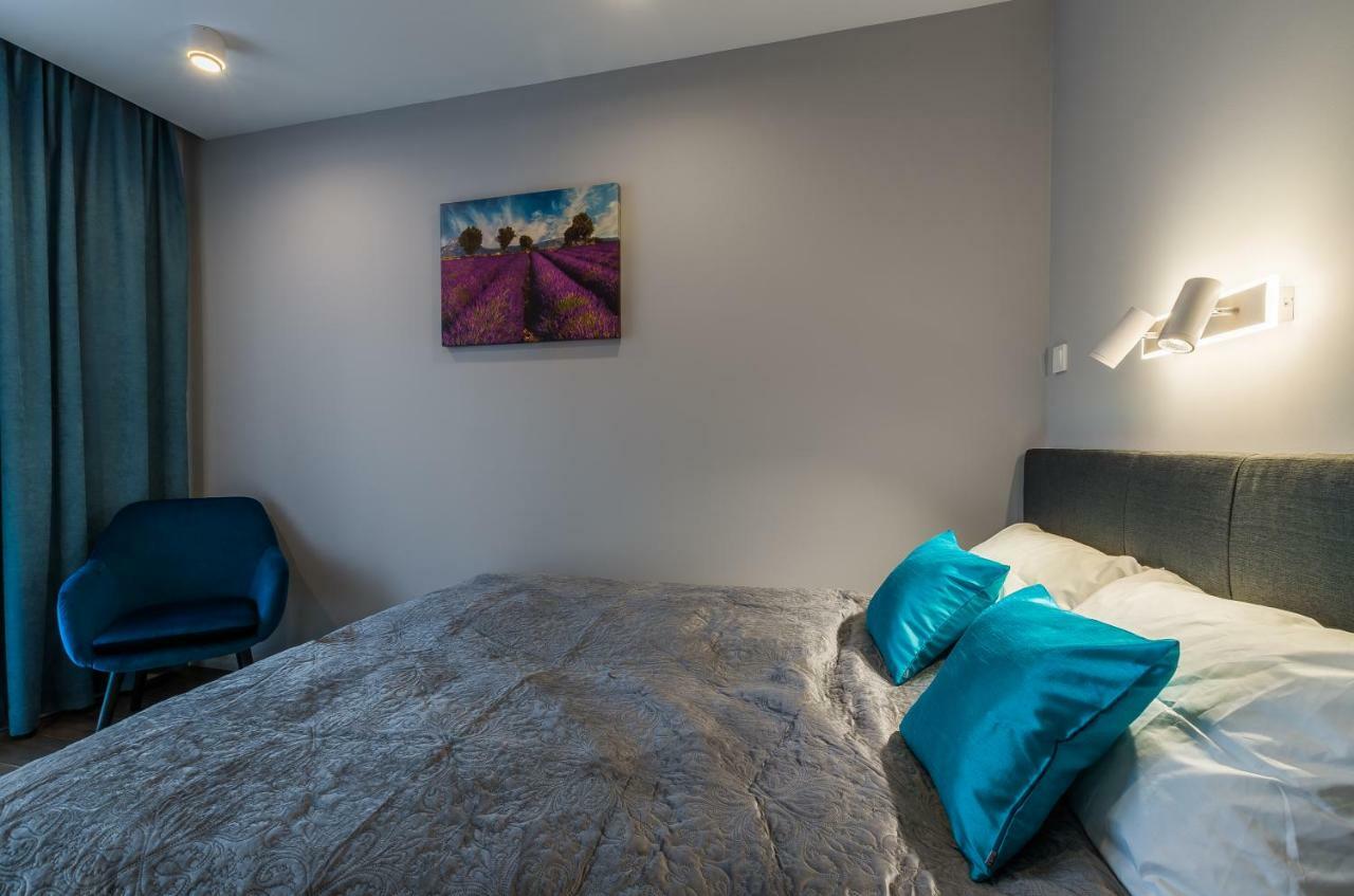 Apartamenty I Pokoje Inforespark بشيميش المظهر الخارجي الصورة