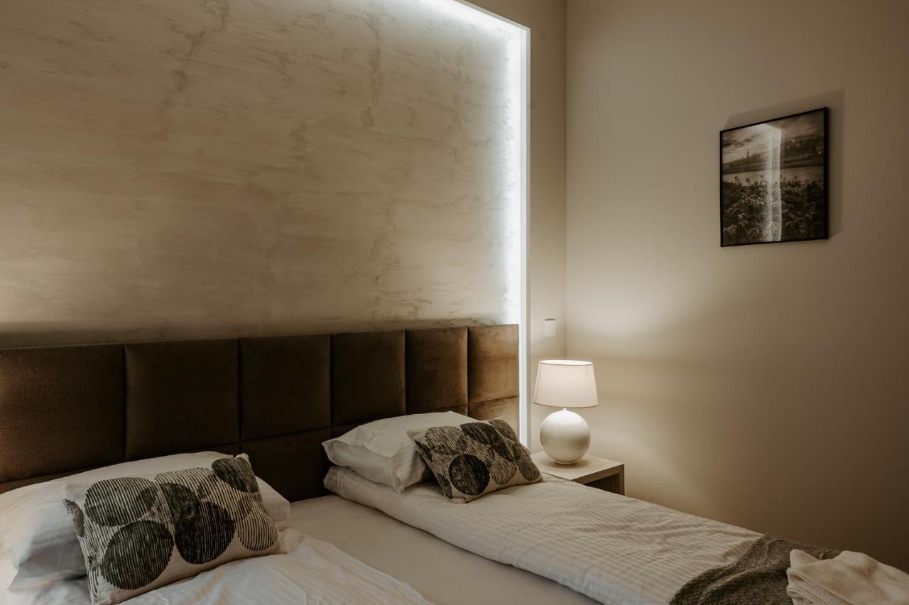 Apartamenty I Pokoje Inforespark بشيميش المظهر الخارجي الصورة