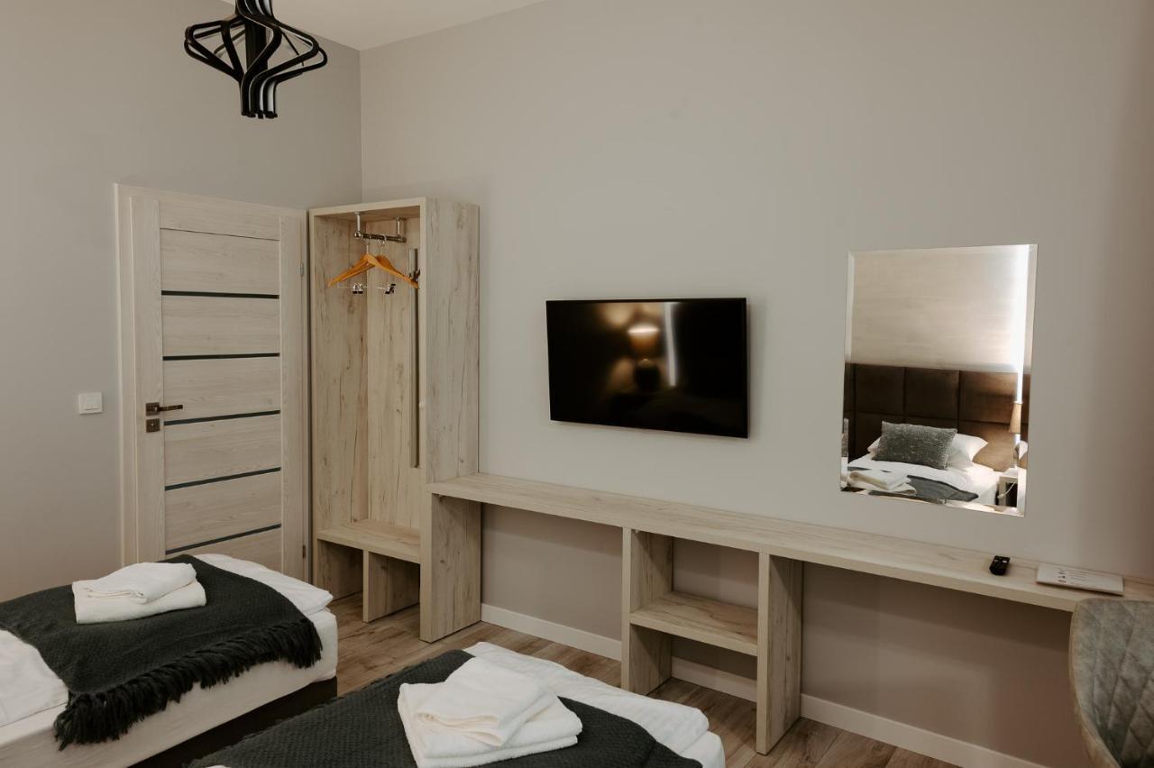 Apartamenty I Pokoje Inforespark بشيميش المظهر الخارجي الصورة